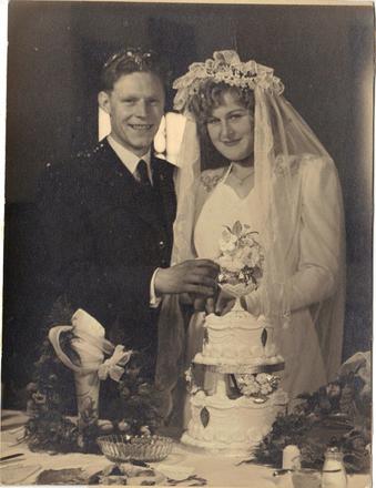Robert Albone (No.4 Cdo) and his wife Chris