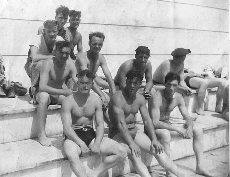 No.9 Commando. Tommy 'Paddy' Sleith, Alex 'Mac' McKenzie, Justin Szarkow, and others