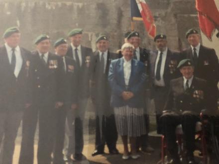 Harold Smedley and others at Normandy.