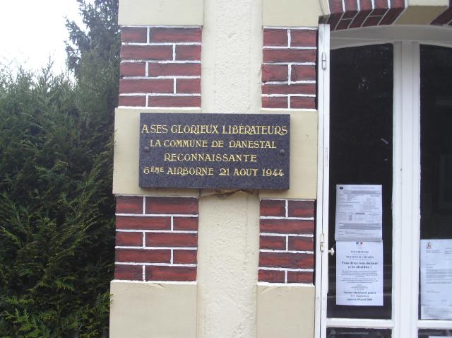 No.4 Commando plaque, Danestal (3)