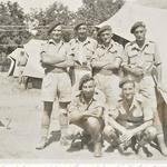 Mne. Gordon Smith (1st left) and others, 40RM Commando