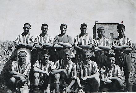 Reginald Stanley Mabey (front 2nd left) and others Bari Italy 1944