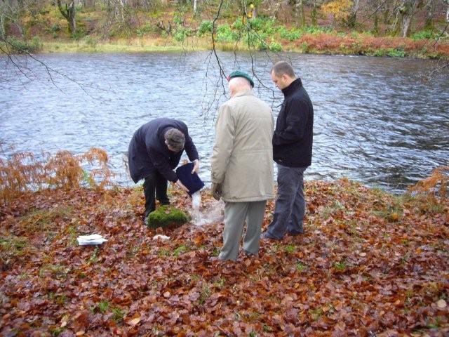 Bill, Stan and Geoff scatter Bobs ashes