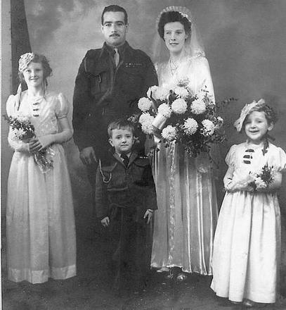 Pte Charles Heery (12 & 5 Cdo) wedding photo